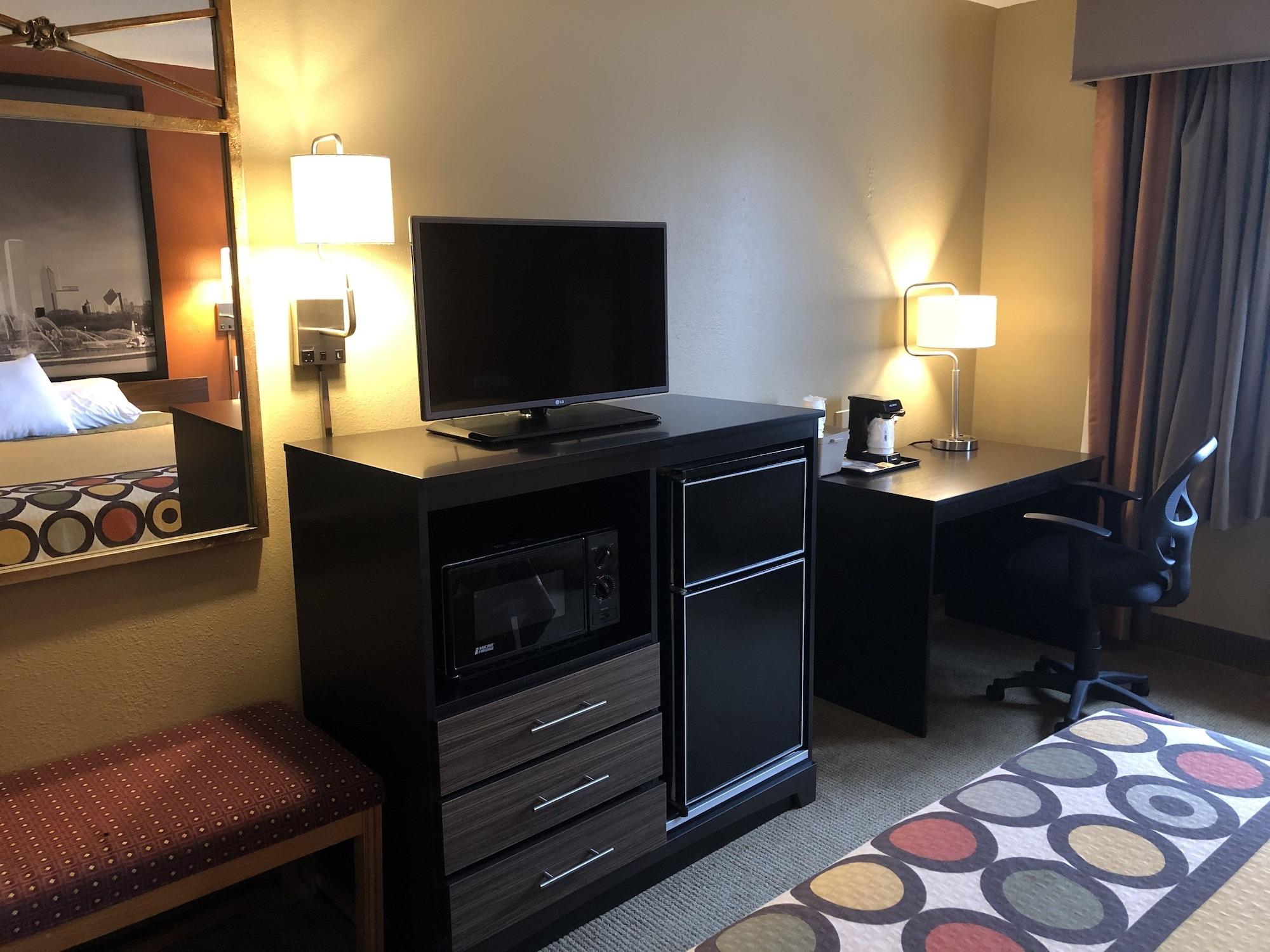 Super 8 By Wyndham Crystal Lake Extérieur photo